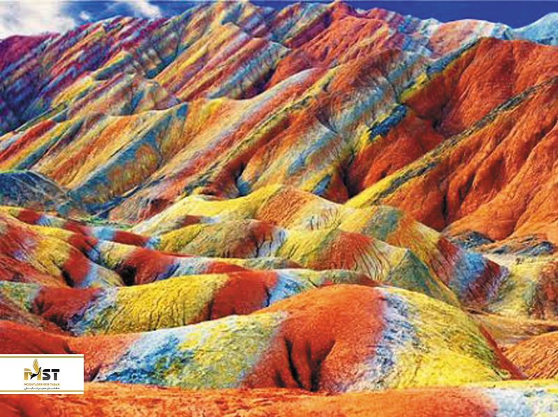 کوههای رنگی Danxia