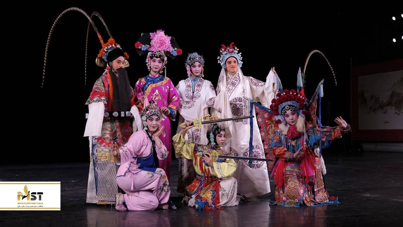 سالن اوپرا پکینگ