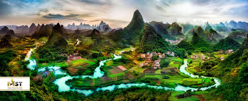 پیاده روی در کنار رودخانه لی