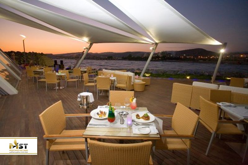 Sailor&rsquo;s rest lounge bar