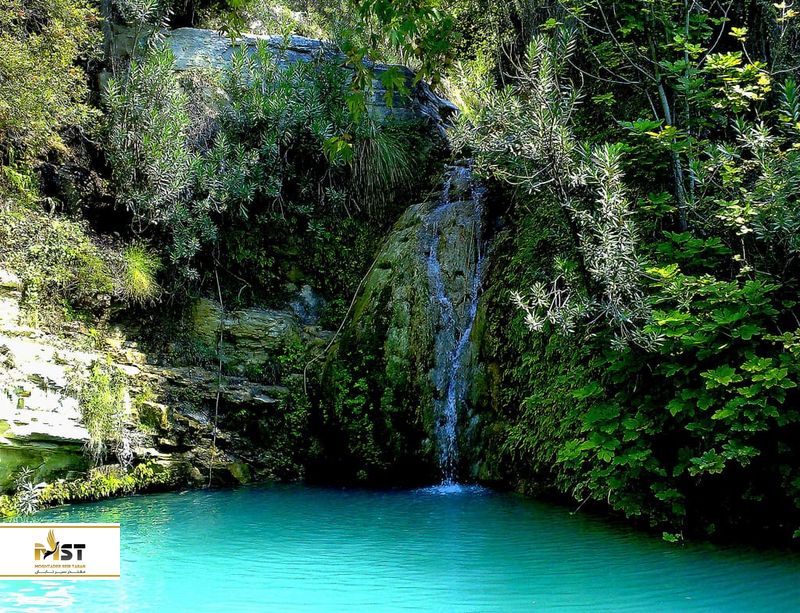 حمام&zwnj;های آدونیس