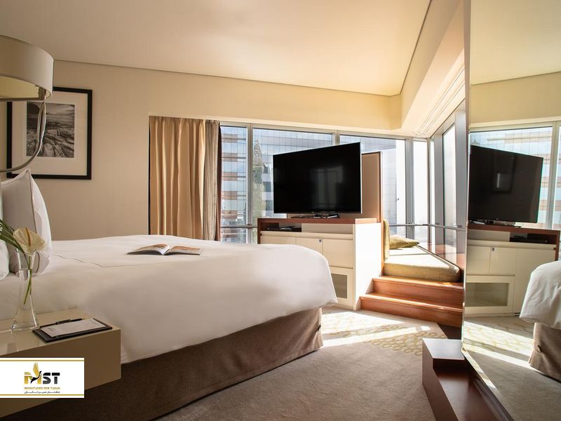 Jumeirah Emirates Towers Hotel