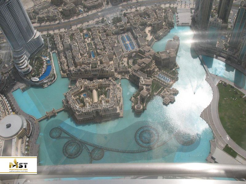 نمای کلی آبنمای موزیکال دبی