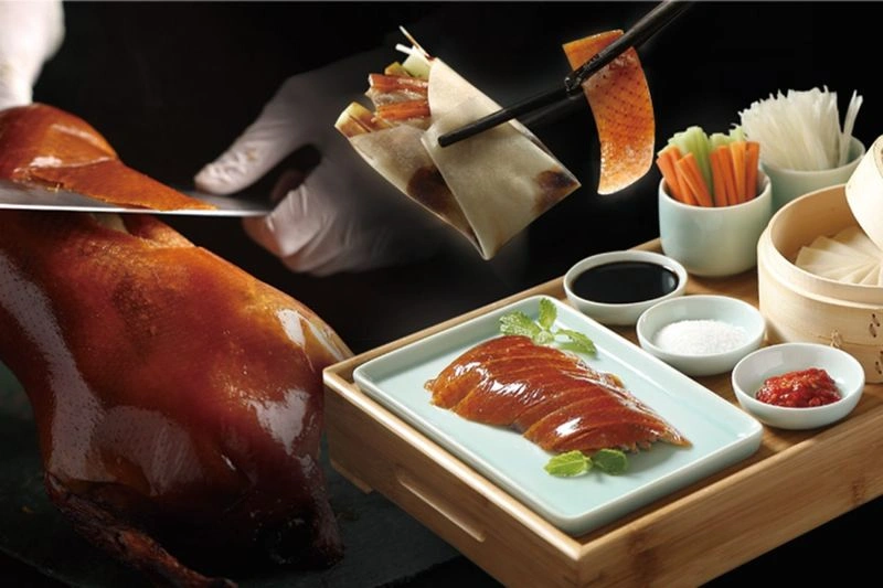 چوآن یکی از بهترین رستوران&zwnj;های The Pointe دبی است و در سال ۲۰۱۹ توانست رتبۀ اول را در این شهر کسب کند.