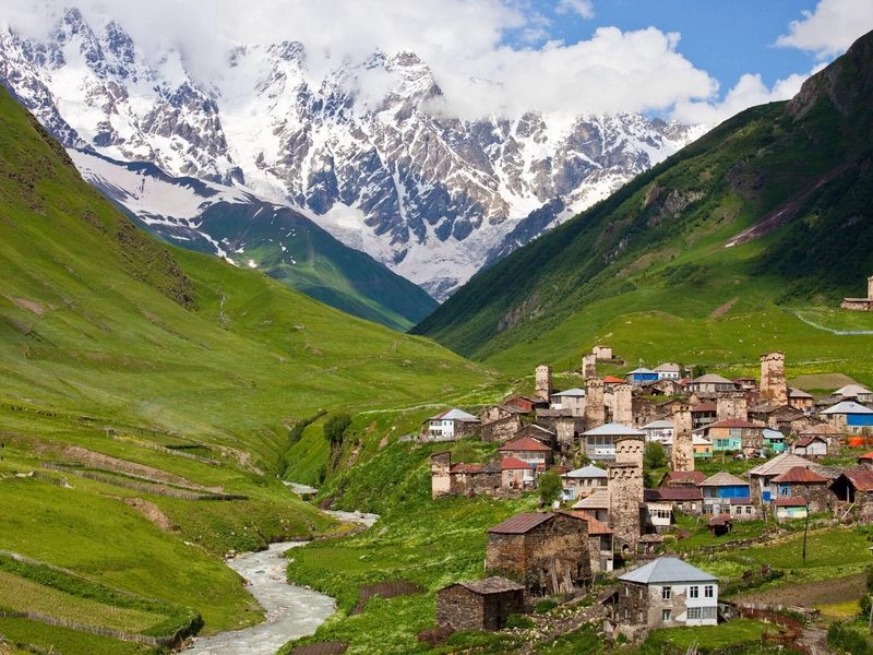 سفر به شهرهای کشور گرجستان؛ تجربهای جذاب از سفر به نزدیکی ایران