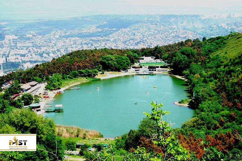 دریاچه لاک پشت ها در تفلیس