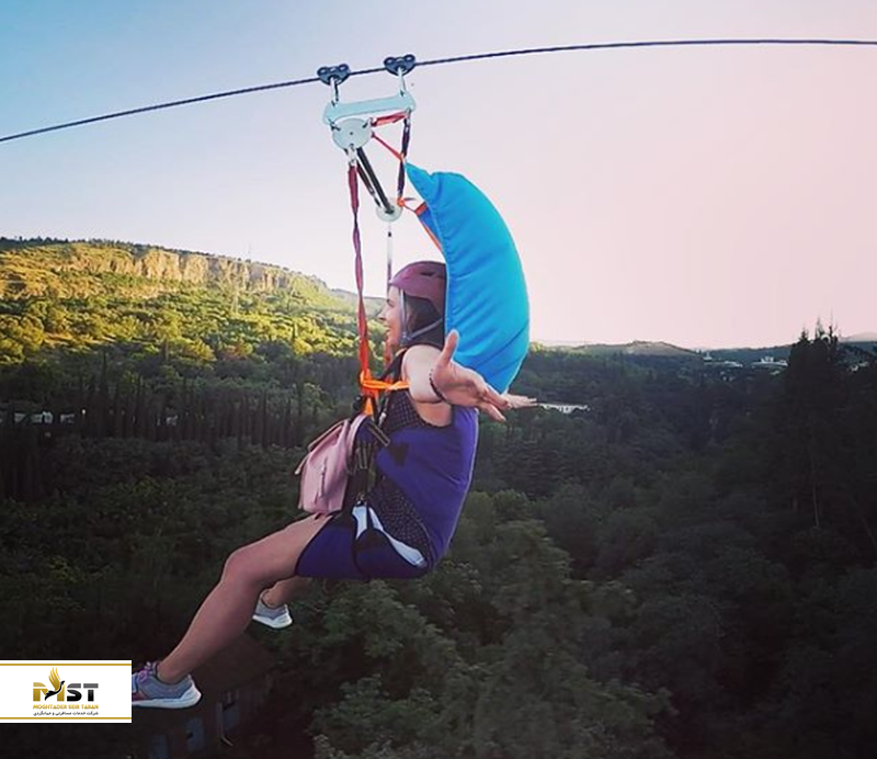 زیپ لاین در باغ گیاه&zwnj;شناسی تفلیس