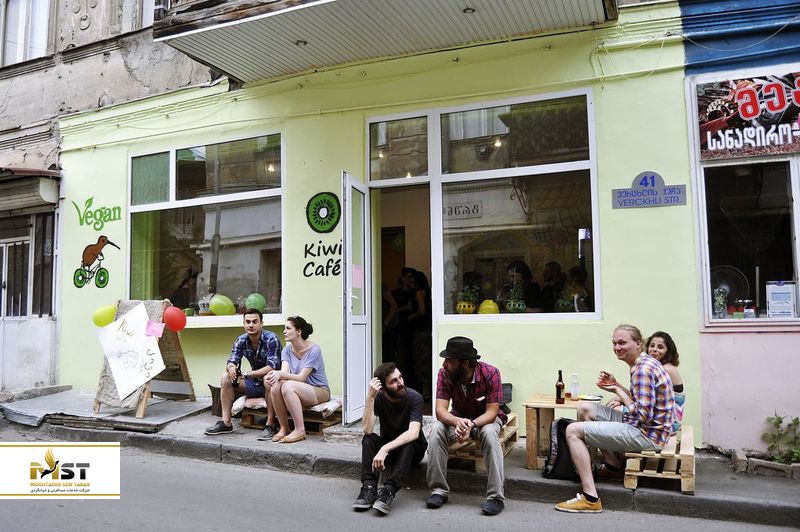 رستوران Kiwi Vegan Café در تفلیس