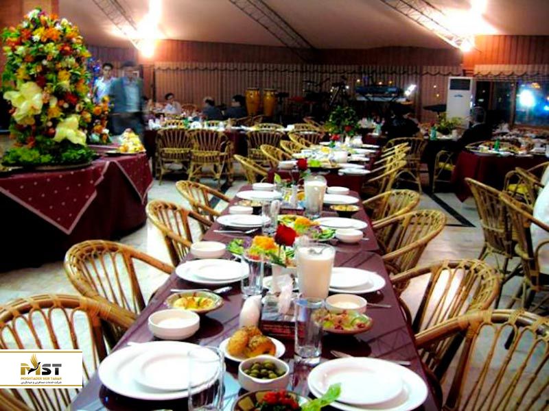 رستوران آبشار