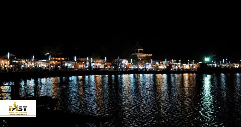 بازار شبانه Mackie