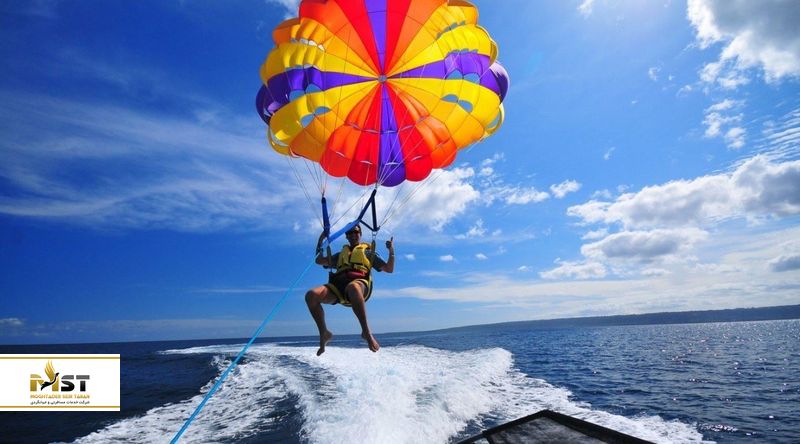 پاراسیلینگ