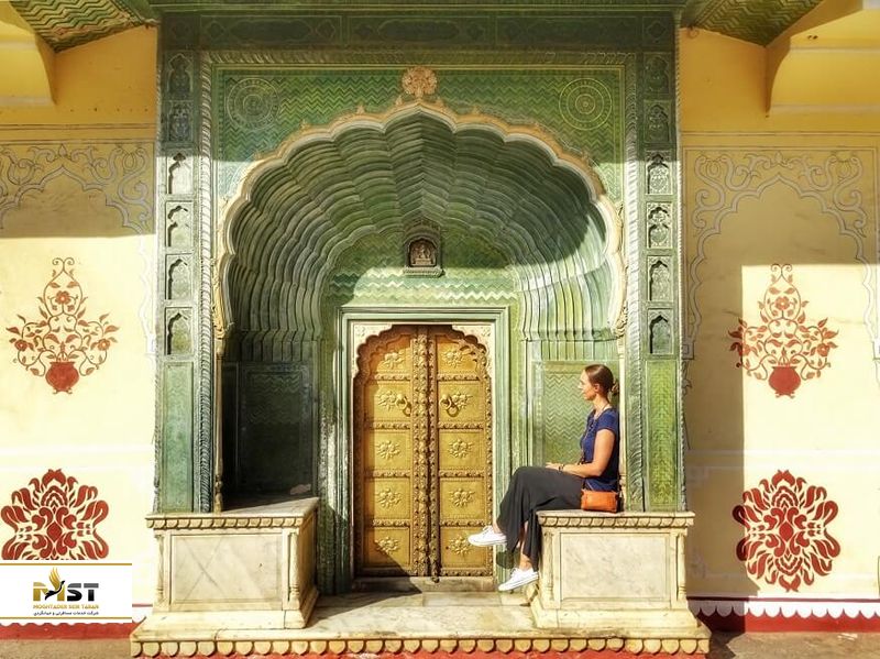 solo-travel-to-india