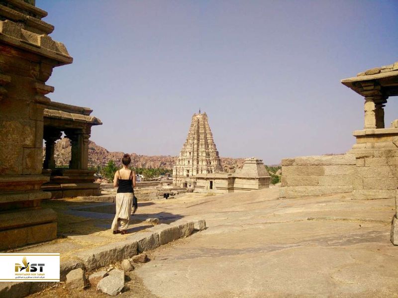 solo-travel-to-india