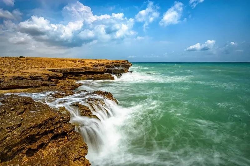 ارزانترین زمان سفر به قشم