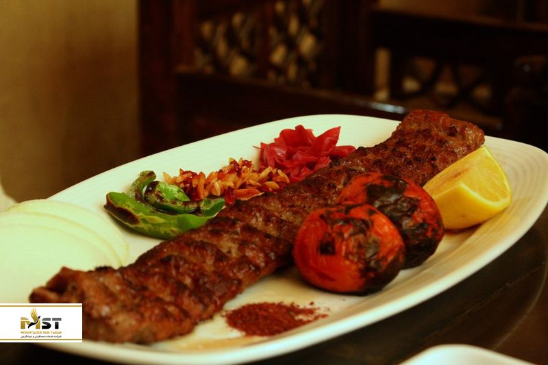 رستوران نهنگ سفید