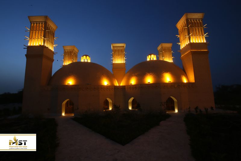 مخزن آب دوقلو