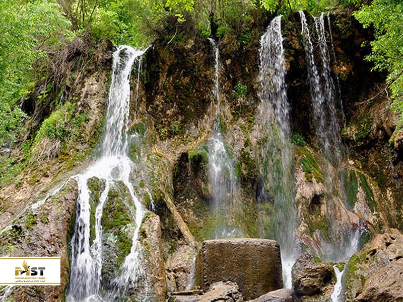 آبشار اخلمد