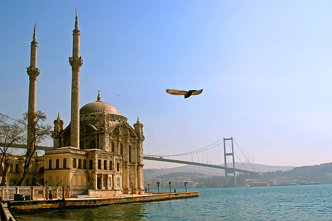 درباره ترکیه-مقتدر سیر تابان-تور ترکیه