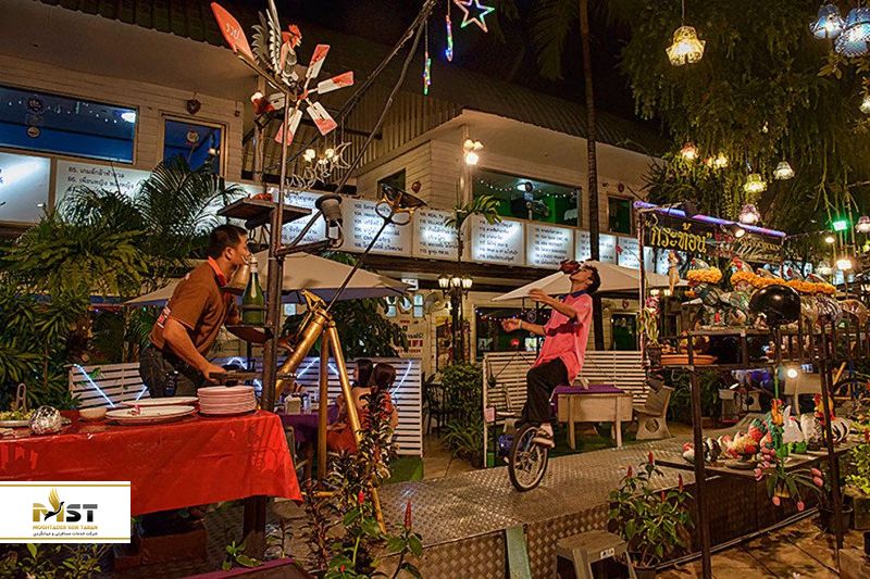 Kra-Ton Flying Unicycle Chicken