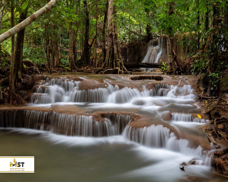 آبشار Roi Chan Phan Wang