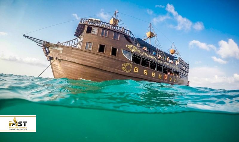 کشتی تفریحی دزدان دریایی