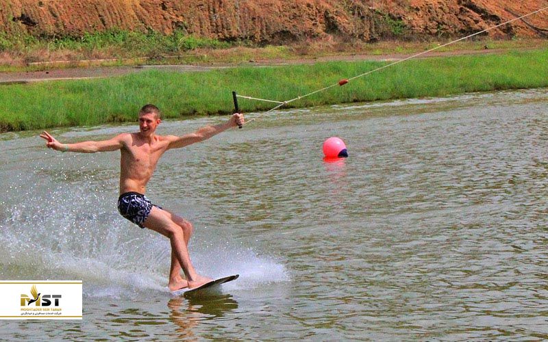 اسکی روی آب با قایق در پاتایا