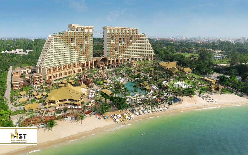 Centara Grand Mirage Beach