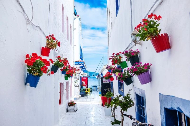 فتحیه؛ خلیج&zwnj;های درخشان و هوای مطبوع