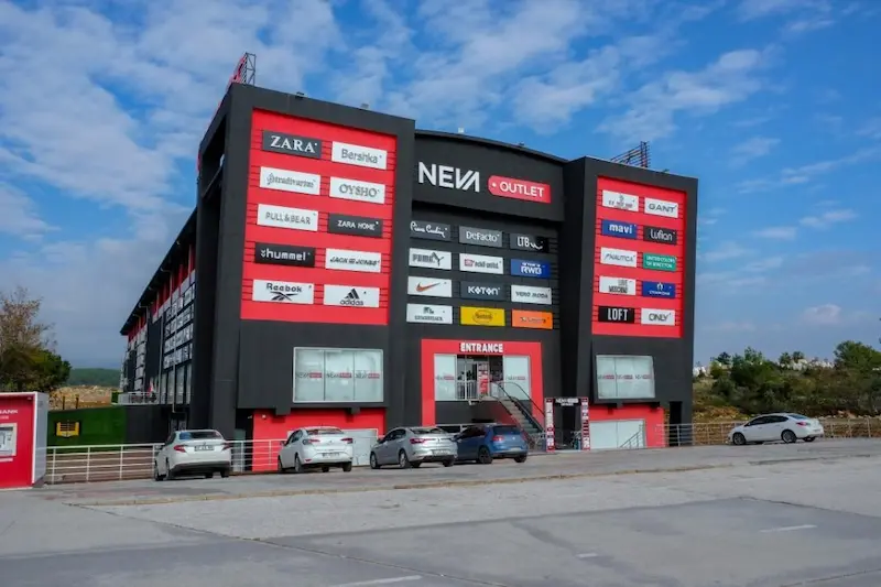 نوا اوتلت در منطقه کندو