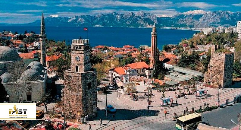 مسجد ییولی مناره در انتالیا