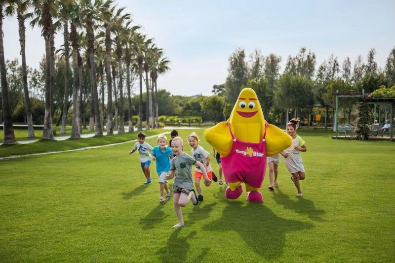 یک سری قوانین کلی درباره همه هتل&zwnj;هاست که باید در زمان اقامت در این هتل نیز رعایت کنید. قوانین مختص به هتل لارا باروت