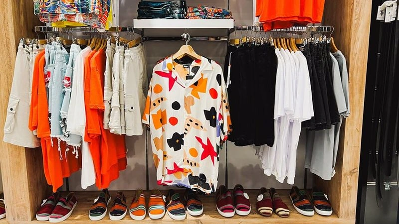 خرید در کمر آنتالیا