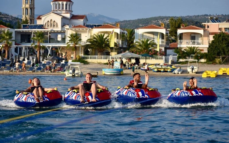 بهترین زمان برای استفاده از امکانات تفریحی بدروم به نوع فعالیت مورد نظر و سلیقه شما بستگی دارد.