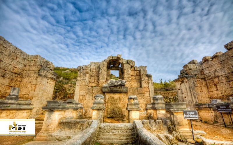 بناهای تایخی آنتالیا