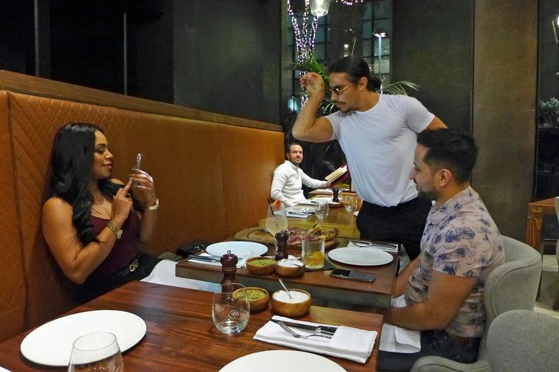 رستوران نصرت (Nusr-Et Steakhouse)