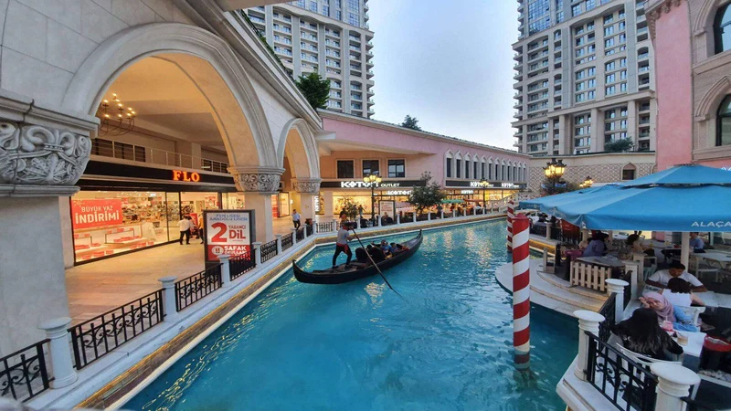  مرکز خرید ونیزیا استانبول