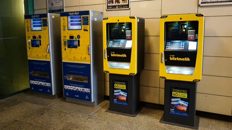  دستگاه&zwnj;های زرد رنگ خرید استانبول کارت&nbsp; Biletmatik