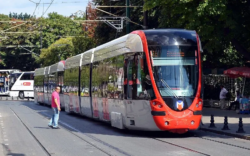 دسترس به محله امینونو&nbsp;