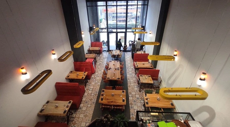 رستوران ایرانی آیدان در استانبول