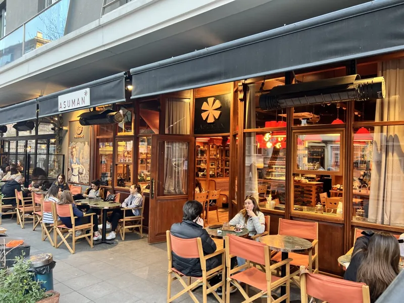 رستوران ایرانی آسمان در استانبول