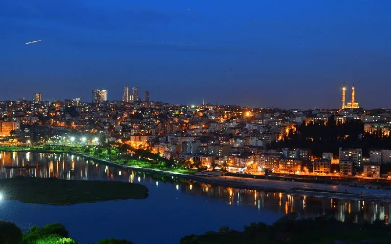 تپه پیر لوتی