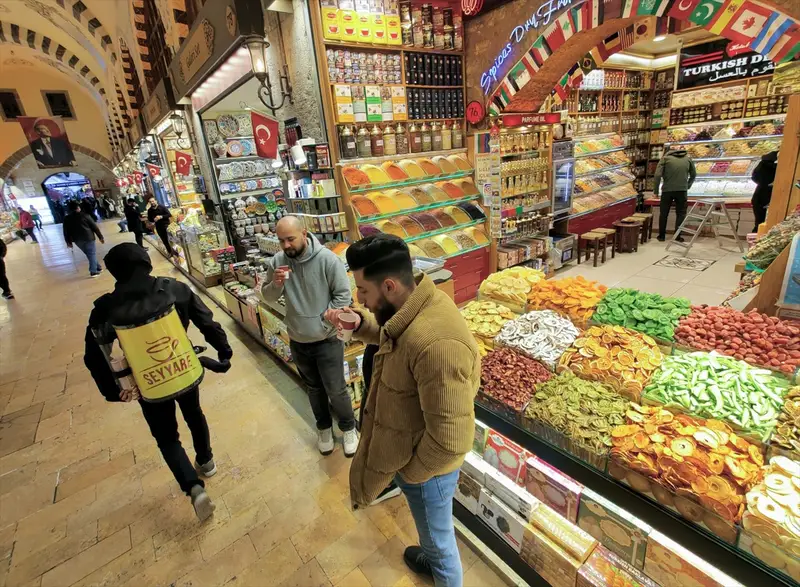 ترفندهای کلیدی برای خرید در بازار ادویه استانبول