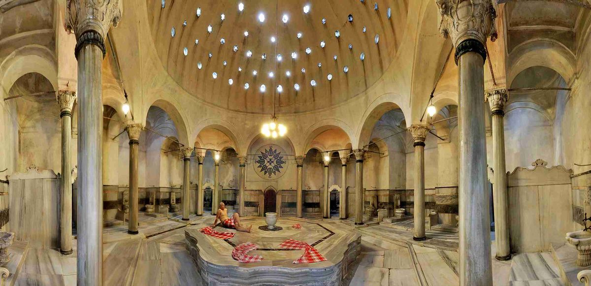 ترکیه نقاط گردشگری پرشماری دارد. با هر سلیقه و بودجه&zwnj;ای می&zwnj;توانید از آن&zwnj;ها لذت ببرید. بازدید از حمام خرم سلطان هم ایده خوبی است که در سفر به این کشور، حتماً در ذهن داشته باشید. در این مقاله، اطلاعات لازم برای بازدید و استفاده از خدمات مطرح شدند، اگر پرسش دیگری دارید یا تجربه خاصی از بازدید چنین مکان&zwnj;هایی در اختیارتان است، ما را هم در جریان بگذارید.