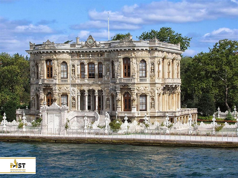 کاخ کوچوک&zwnj;سو (K&uuml;&ccedil;&uuml;ksu Pavilion)