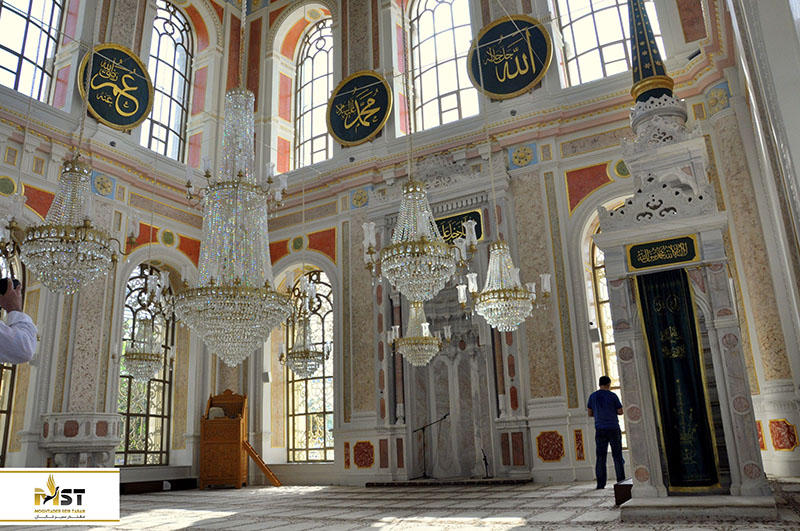  مسجد اورتاکوی سال&zwnj;هاست که همچنان برای عبادت استفاده می&zwnj;شود. 