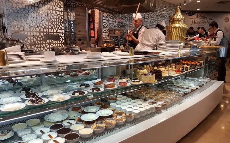  فود کورت پالادیوم آتاشهیر