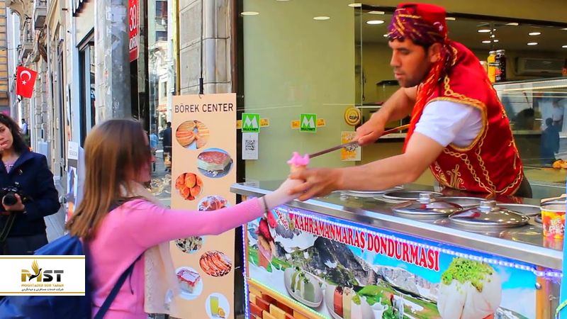 خیابان استقلال