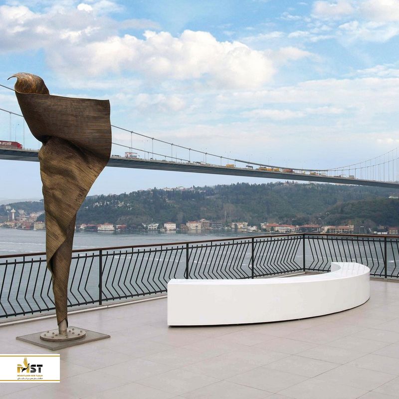 گالری مذکور یکی از گالری&zwnj;های هنری برجسته&zwnj; استانبول است