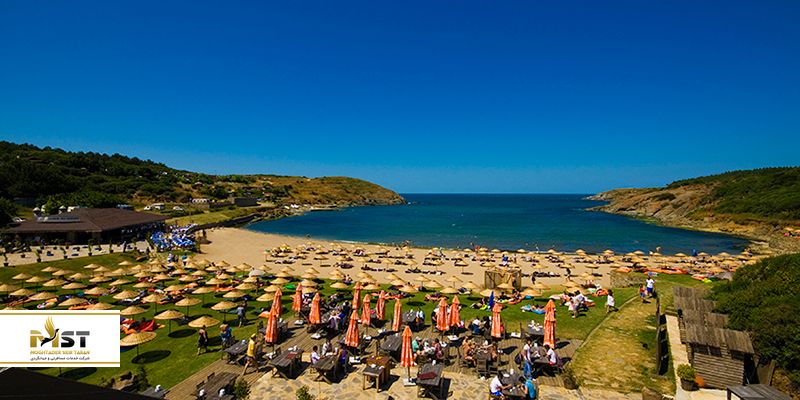  باشگاه ساحلی Uzunya