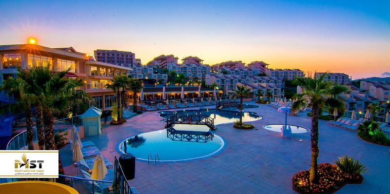 تل&zwnj;های ساحلی در کوش&zwnj;آداسی